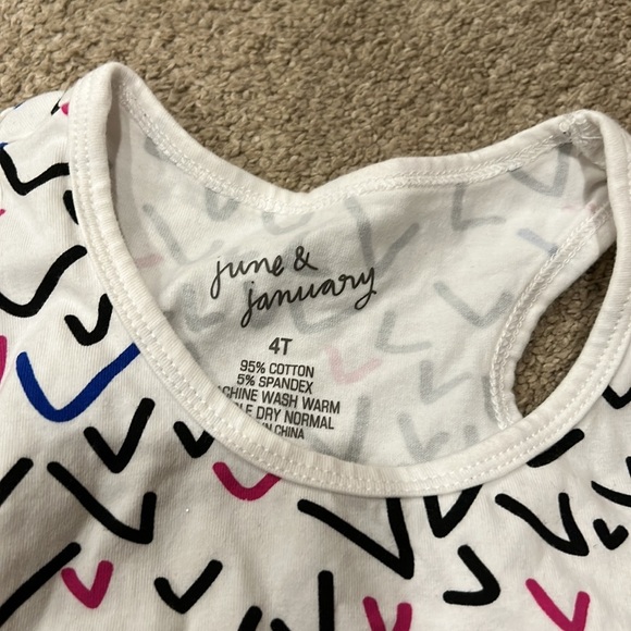 June and January 4 t tank top good condition - Picture 2 of 2